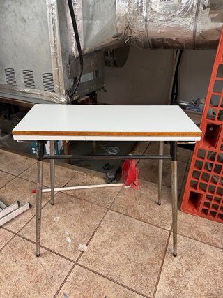Mesa plegable 4 patas metal y madera