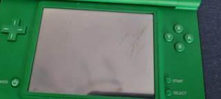 Nintendo DSi XL Verde