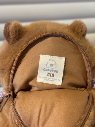 Bolso Capibara Zara Peluche Flor Morada