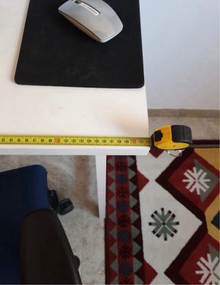 Escritorio blanco con cajonera reversible