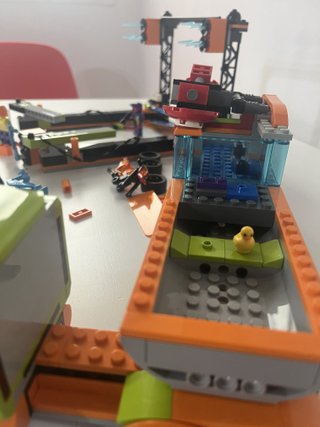 Lego City 60294 Espectáculo Acrobático Incompleto