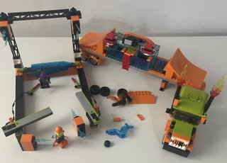 Lego City 60294 Espectáculo Acrobático Incompleto