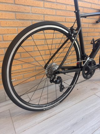 Bicicleta Van Rysel EDR Aluminio Shimano 105