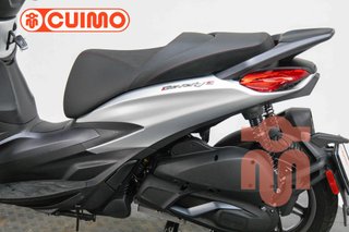 PIAGGIO BEVERLY 300 HPE