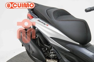 PIAGGIO BEVERLY 300 HPE