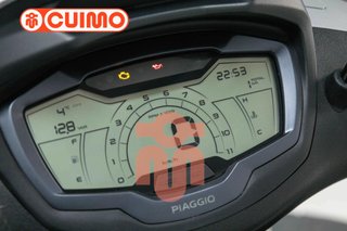 PIAGGIO BEVERLY 300 HPE