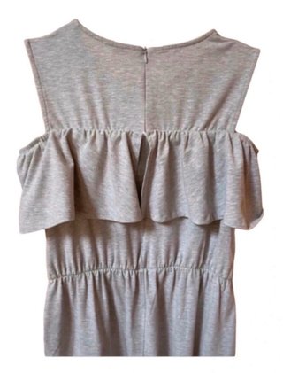 Mono ASOS gris talla M shoulder off. Nuevo