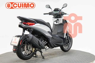 PIAGGIO BEVERLY 300 HPE