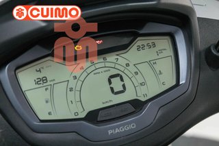 PIAGGIO BEVERLY 300 HPE
