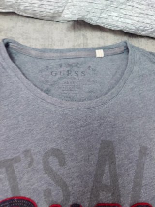 Camiseta Guess Gris Talla L