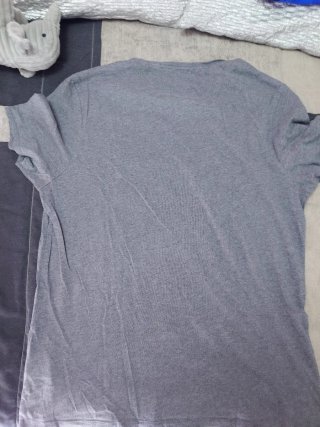 Camiseta Guess Gris Talla L