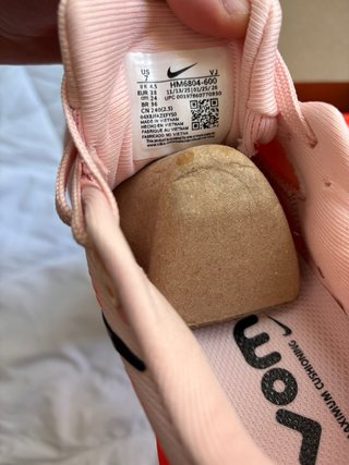 Nike Vomero 18 Naranja y Rosa
