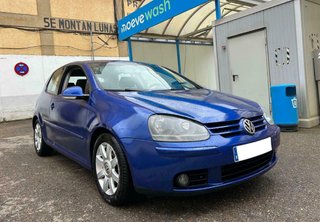 Volkswagen Golf 2004