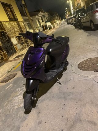 Piaggio Zip SP Scooter