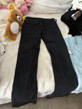 Pantalón tiro bajo bootcut negro