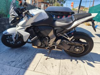 Honda CB1000R Blanca
