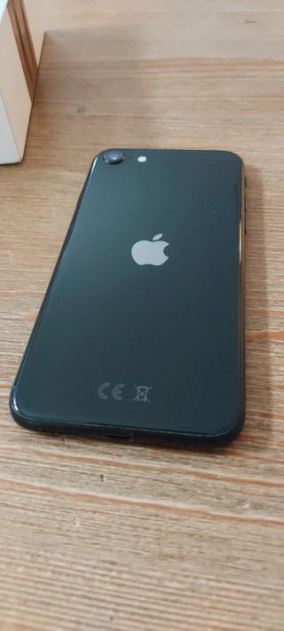 iPhone SE 2020 64GB Nero