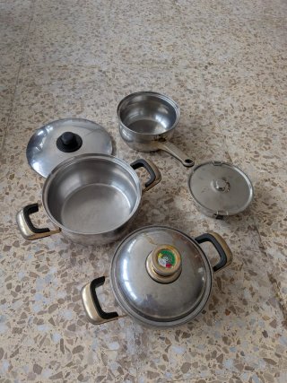 Set de Ollas Metálicas