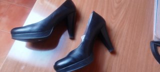 Zapatos de tacón negros