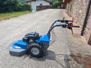 Desbrozadora autopropulsada Yamaha