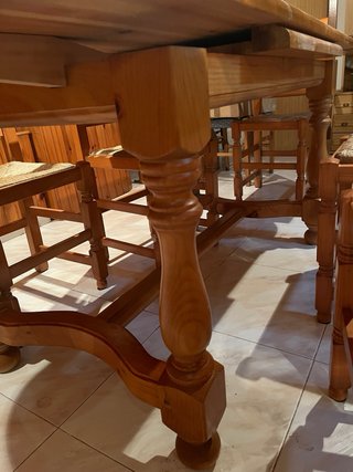 Conjunto mesa rústica extensible con sillas juego