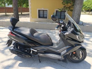 Moto Scooter Maxiscooter 125cc Negra Automática