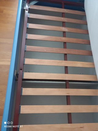 Cama individual con cajones. De 90 x 1,94.