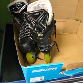 Bauer Vapor X3 RH Talla 38 (5.5R) + Ruedas