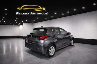 Toyota Yaris 2021