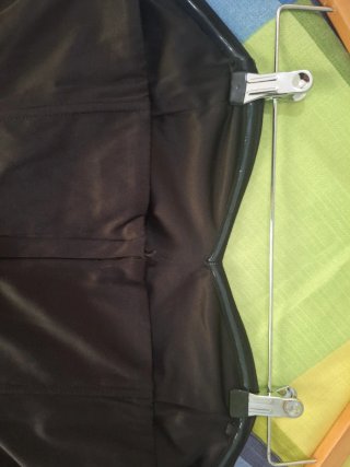 Vestido palabra de honor negro.