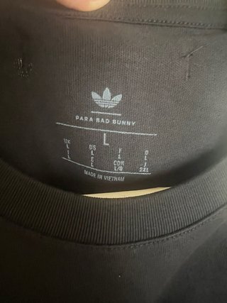 Camiseta Adidas x Bad Bunny Barcelona Negra