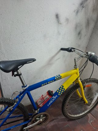 Bicicleta Hador BTT Azul y Amarilla