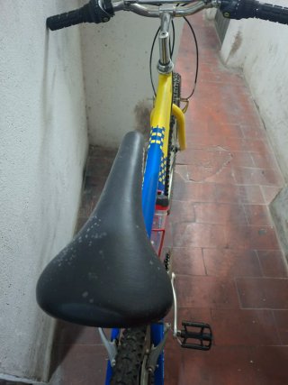 Bicicleta Hador BTT Azul y Amarilla