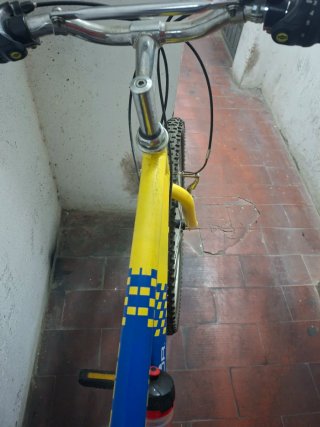 Bicicleta Hador BTT Azul y Amarilla