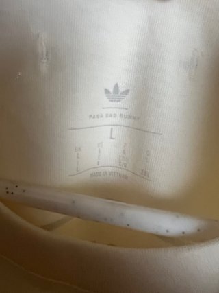 Camiseta Adidas x Bad Bunny Barcelona Beige