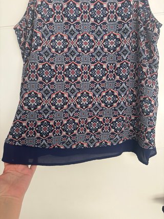 Top Chiffon Estampado Azul y Rosa