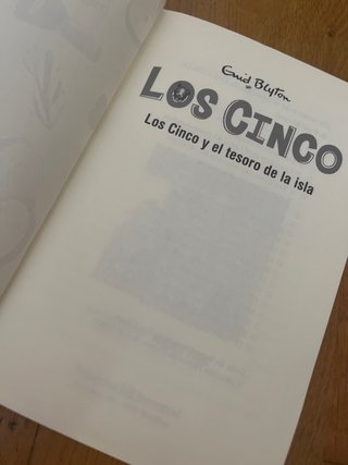 Los Cinco y El Tesoro de La Isla