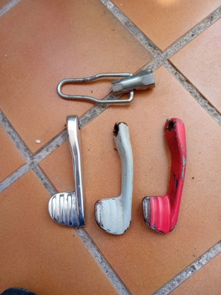 Pata de arranque para moto