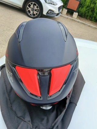 Casco HJC Talla M Red Bull