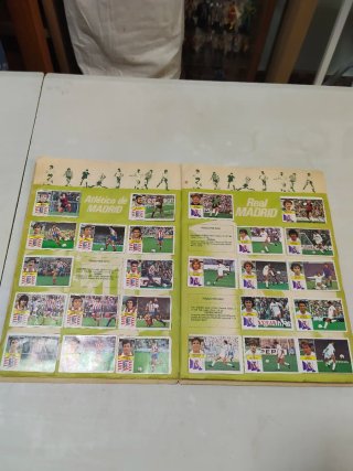 Álbum LIGA 82-83 1ª División Cromos