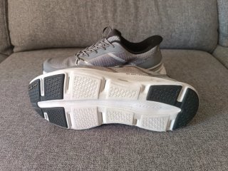 Skechers Slip-Ins Gris y Blanco