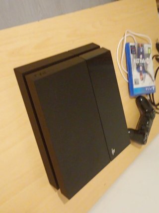 PS4 (PlayStation 4) Negra Muy Poco Uso