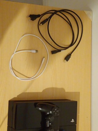 PS4 (PlayStation 4) Negra Muy Poco Uso