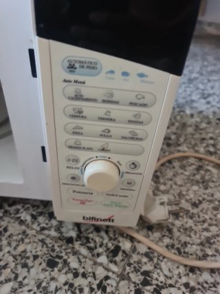 Microondas blanco