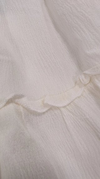 Falda blanca mini con vuelo