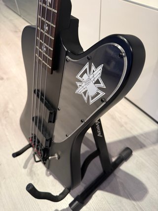 Bajo eléctrico Epiphone Blackbird N. Sixx