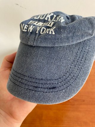 Gorra azul Shein efecto desgaste