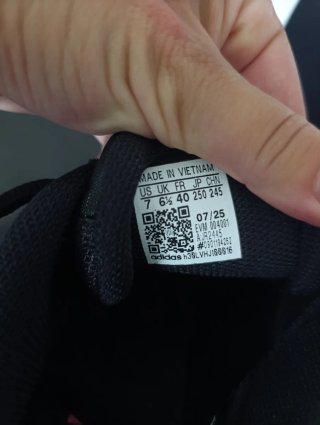 Zapatillas Adidas Negras y Rosas Nuevas