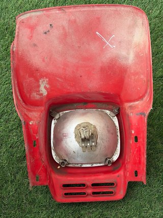 Faro moto universal rojo
