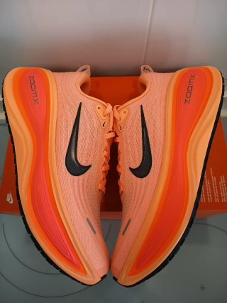 Nike Vomero Plus talla 41